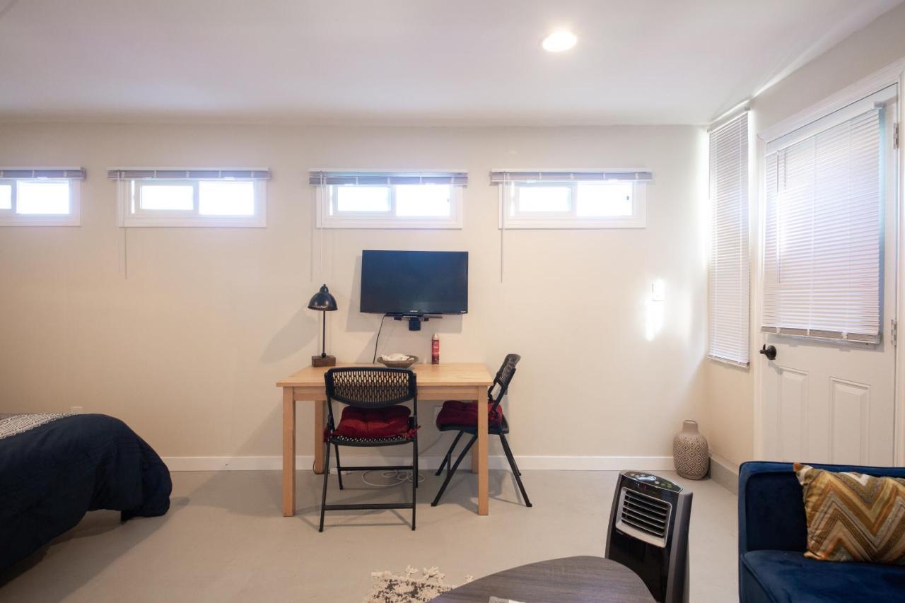 The Green Ginger Guest House Los Angeles Exterior photo